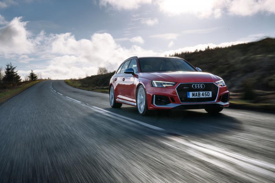  Audi RS4 Avant (B9) 2018 года  (UK) (фото 26 из 40)